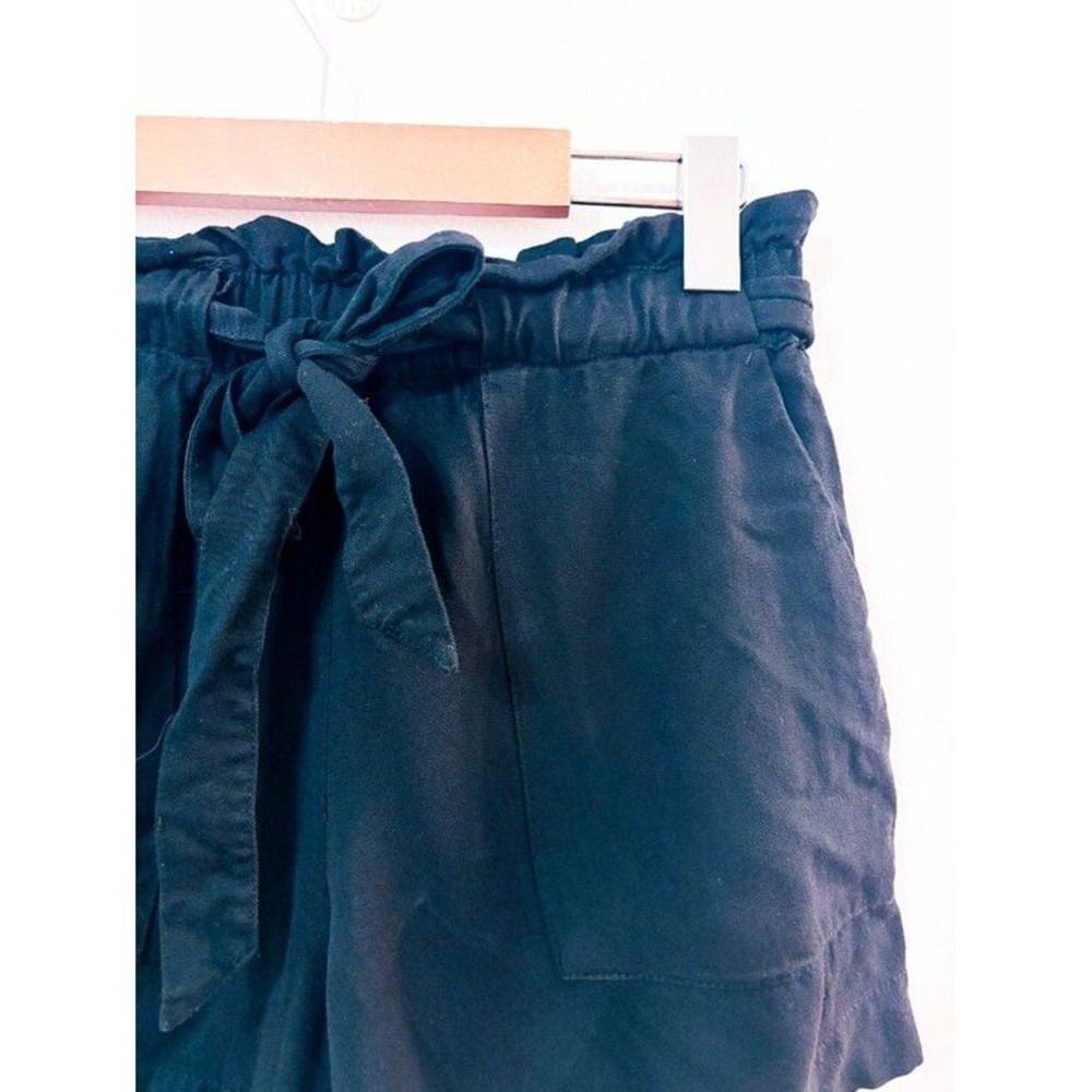 DYNAMITE Black High Rise Paperbag Tie Waist Flowy Shorts‎ X-Small - Picture 4 of 6
